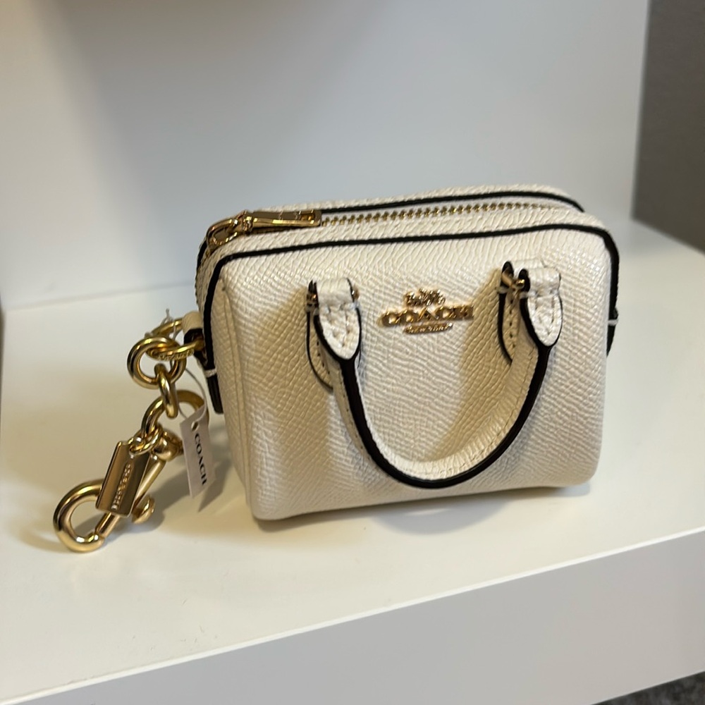 Coach bag coin purse